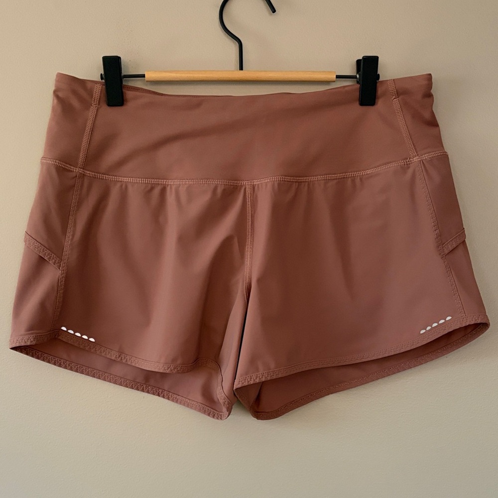 Lululemon Trail Bound Shorts 3.5” Size 8 Bark Berry Pink